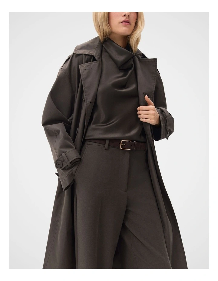 Tailored Flat Front Pant in Brown image 3