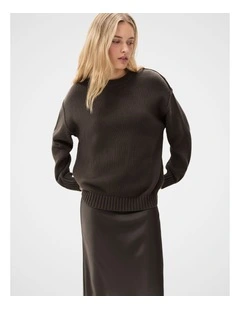 Oversized Crew Neck Knit Jumper in Brown