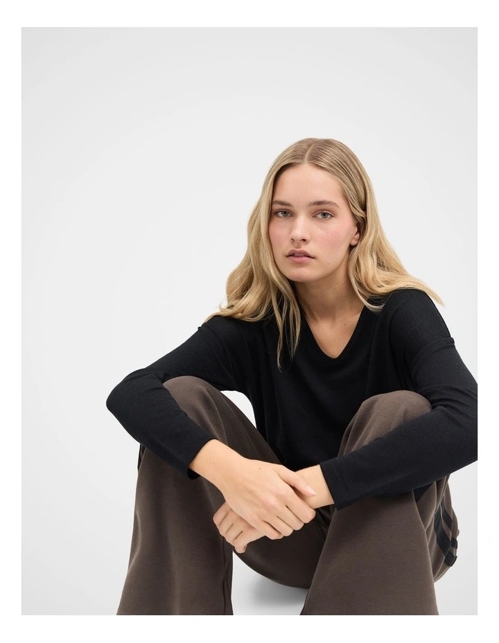 Soft V Neck Long Sleeve Tee image 4