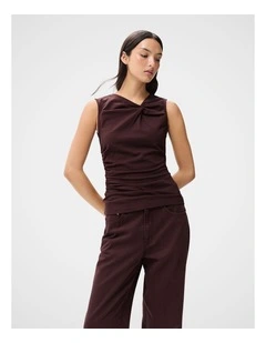 Knot Detail Sleeveless Tee in Red