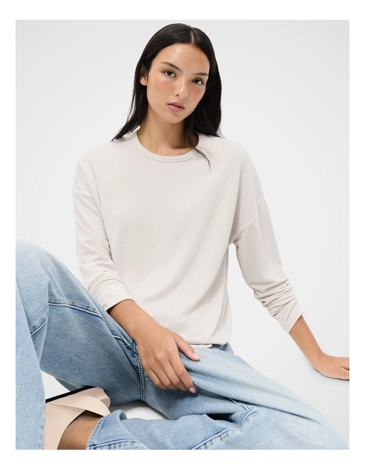 Cosy Long Sleeve Tee in Grey image 3