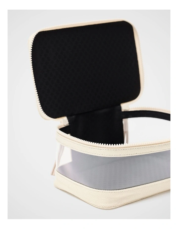 Cosmetic Bag image 3