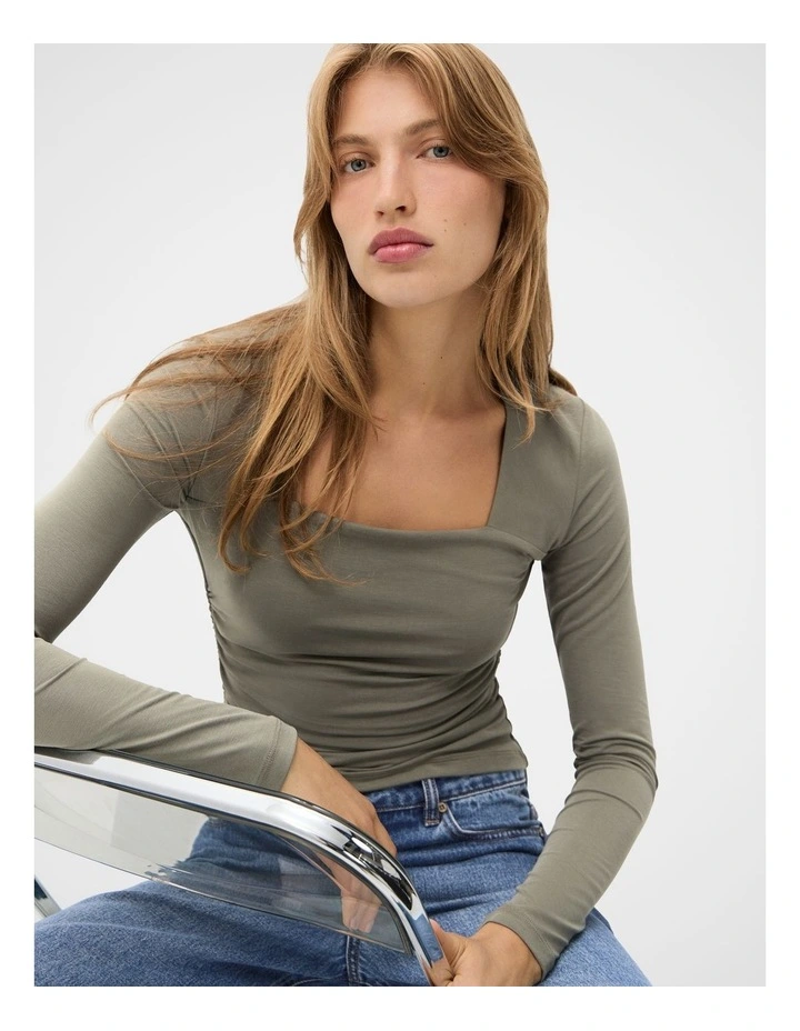 Ruched Detail Long Sleeve Top image 4