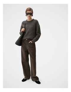 Relaxed Straight Fit Jean