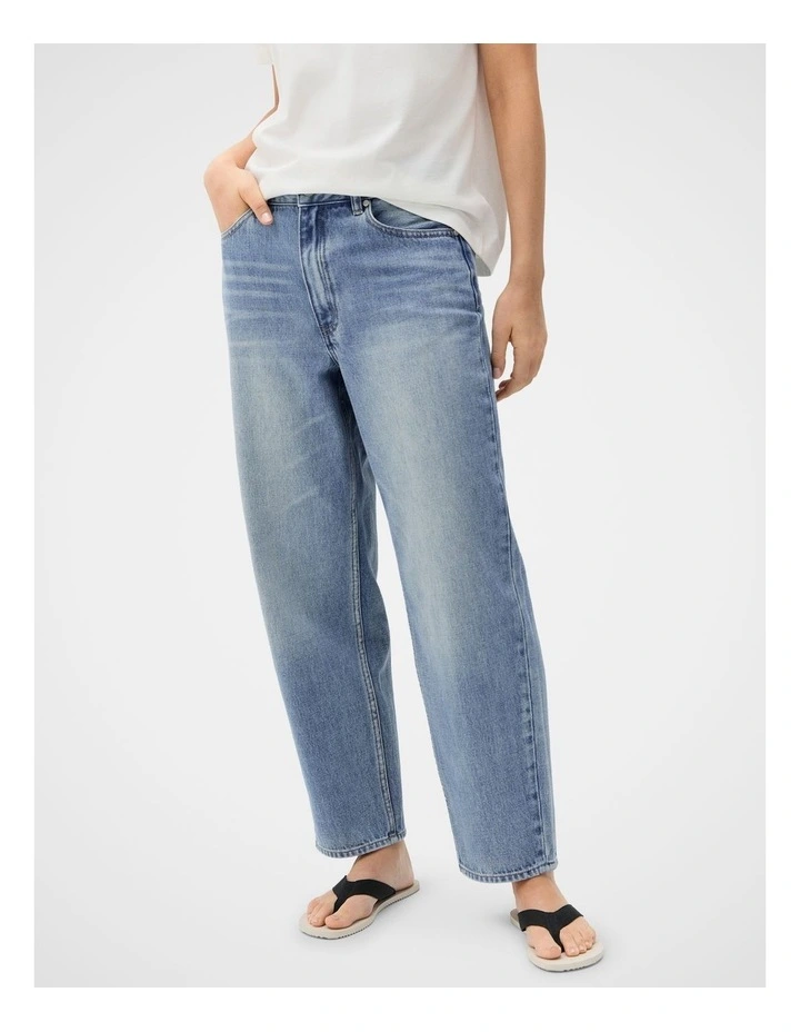 Barrel Leg Jean image 3