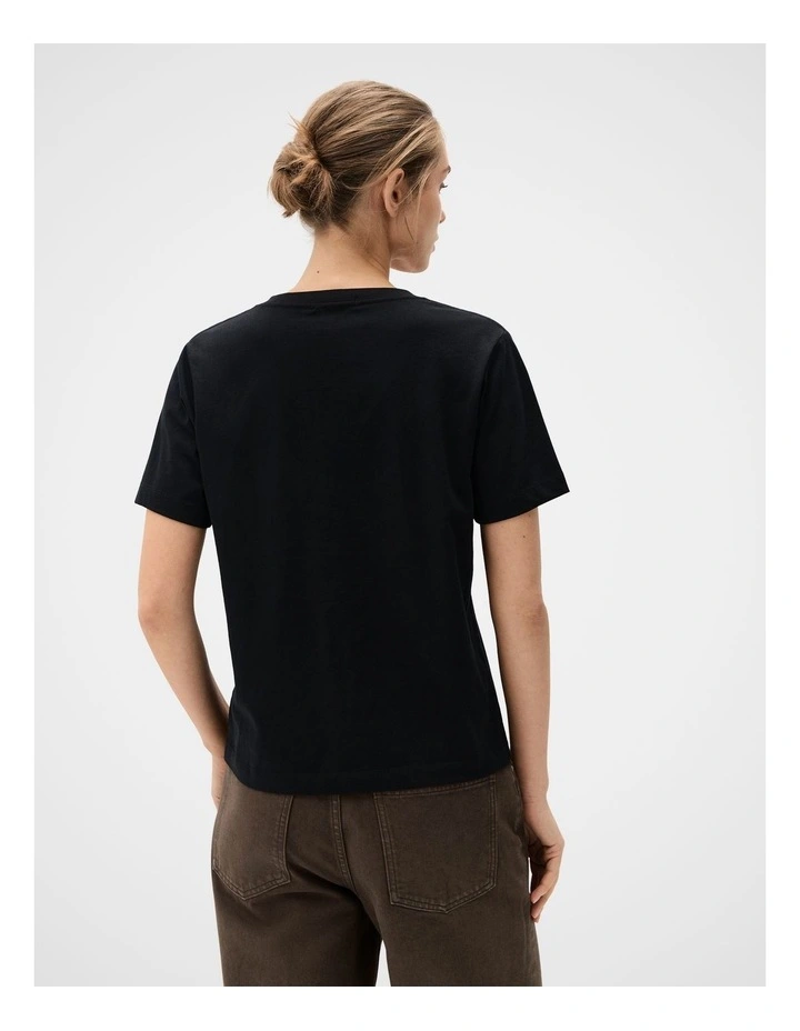 The Classic V Neck Tee image 2