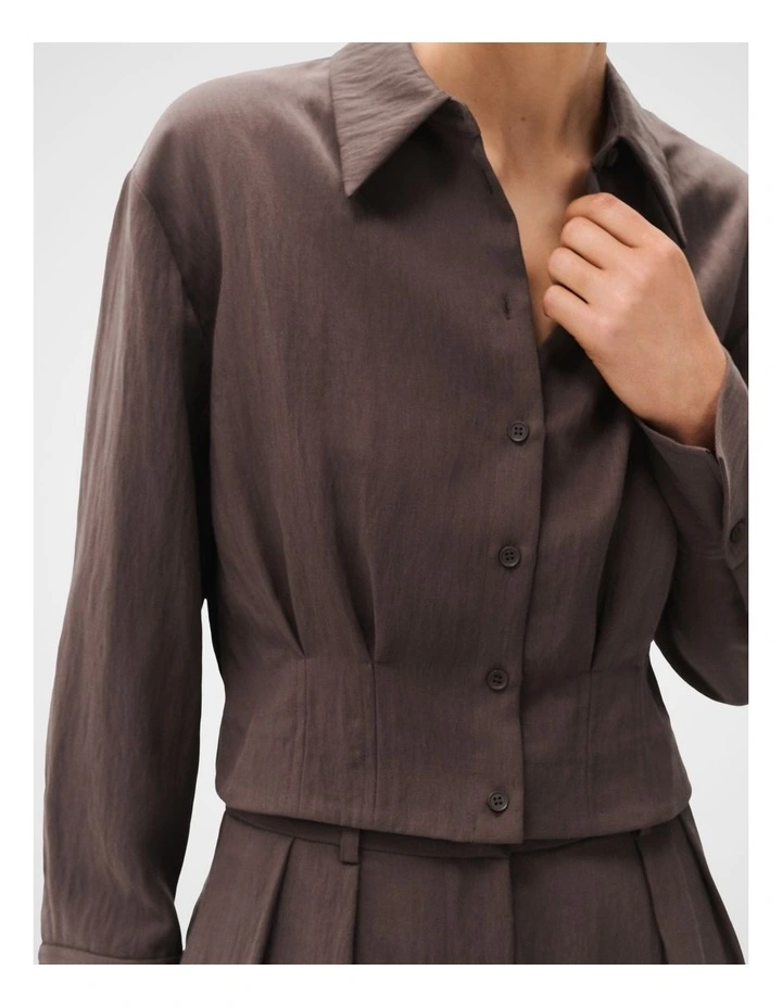 Textured Pleat Bermuda Short image 4