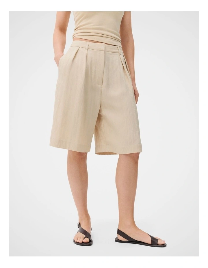 Textured Pleat Bermuda Short image 3