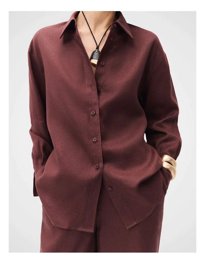 The Classic Oversized Linen Shirt image 4