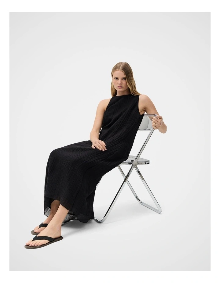 Crinkle Sleeveless Maxi Dress image 3