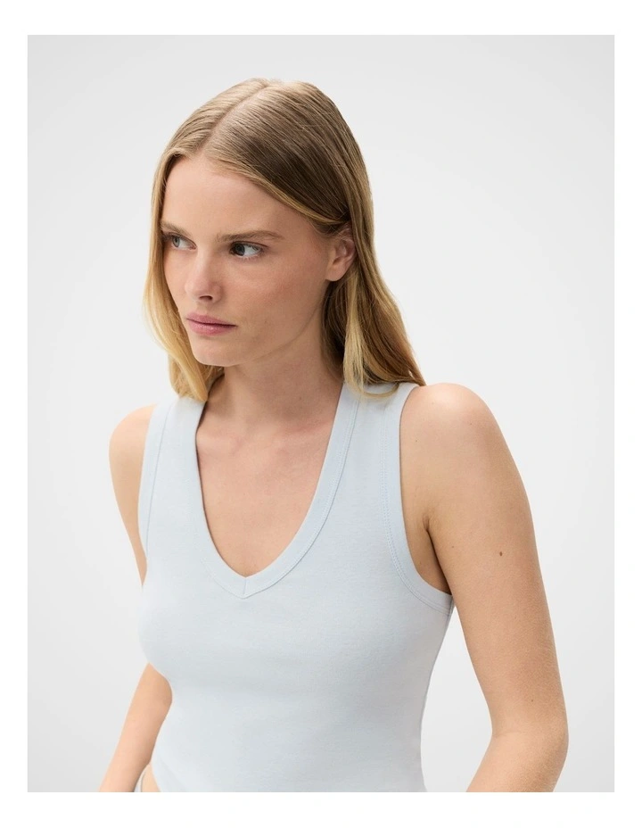 V Neck Tank image 4