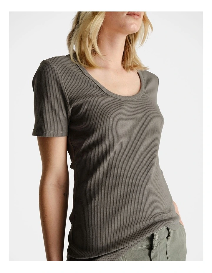 D-Luxe Short Sleeve Rib Tee in Thyme Green image 3