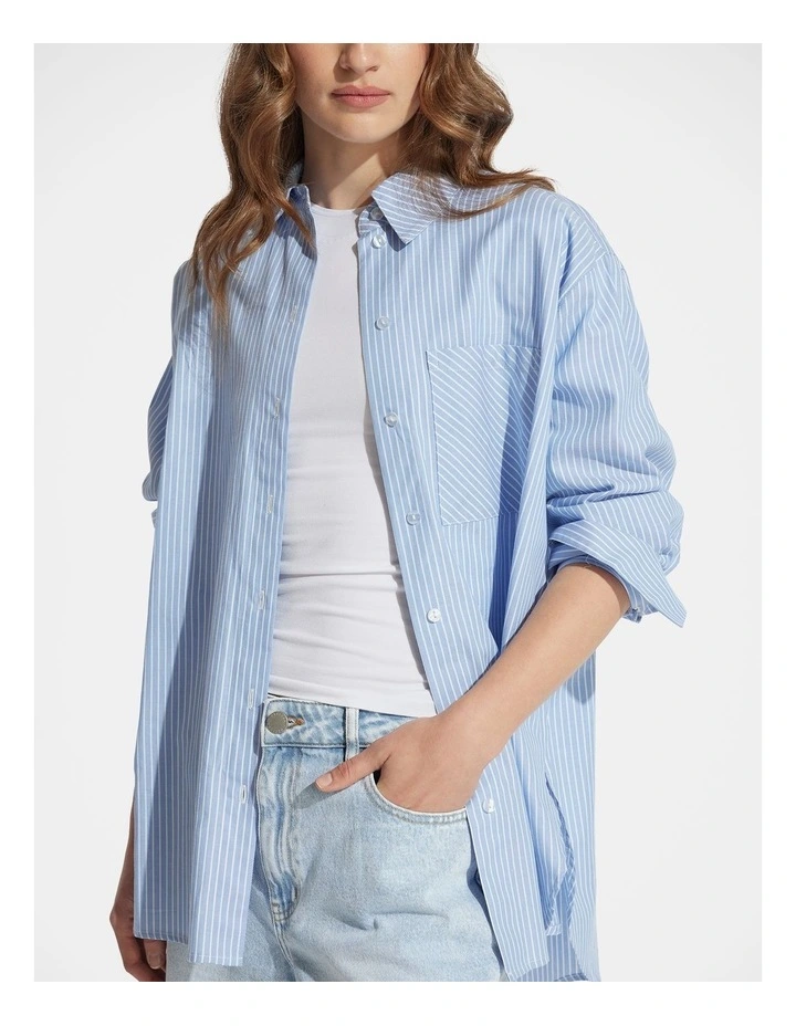 Selena Oversized Shirt in Blue image 3