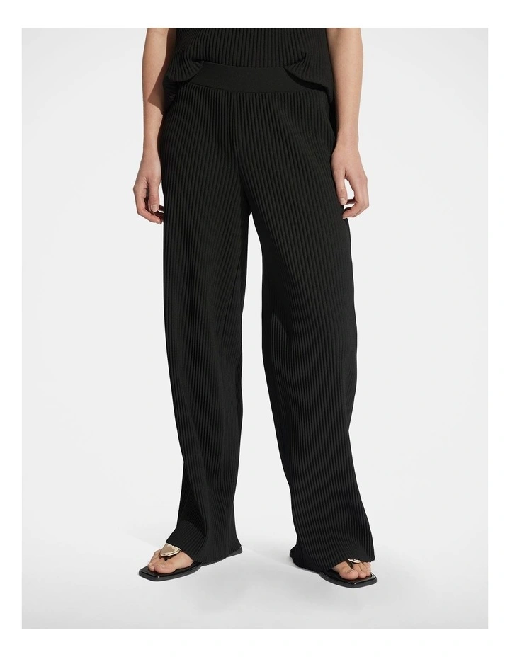 Sierah Plisse Pant in Black image 3
