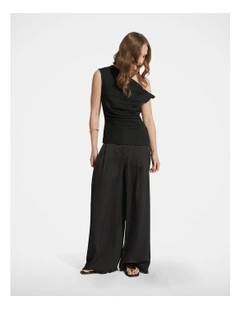 Mina Twist Tipped Shoulder Top in Black