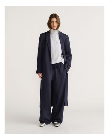 Navy/White colour