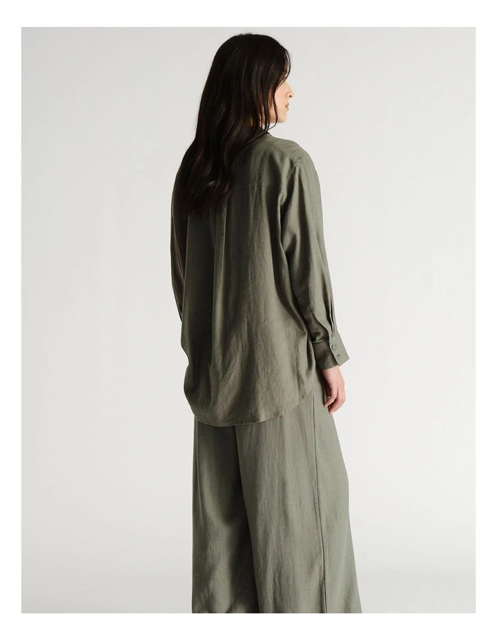 D-Luxe Linen Blend Long Sleeve Shirt in Green image 2