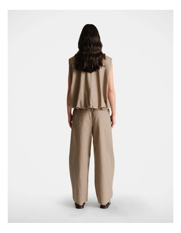 D-Luxe Linen Blend Vest in Beige image 2