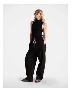 D-Luxe Zip Front Knit Top in Black