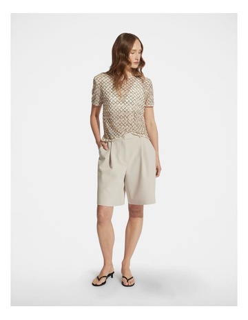 Neutral colour