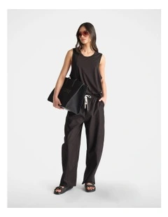 D-Luxe Boyfriend Tank in Black