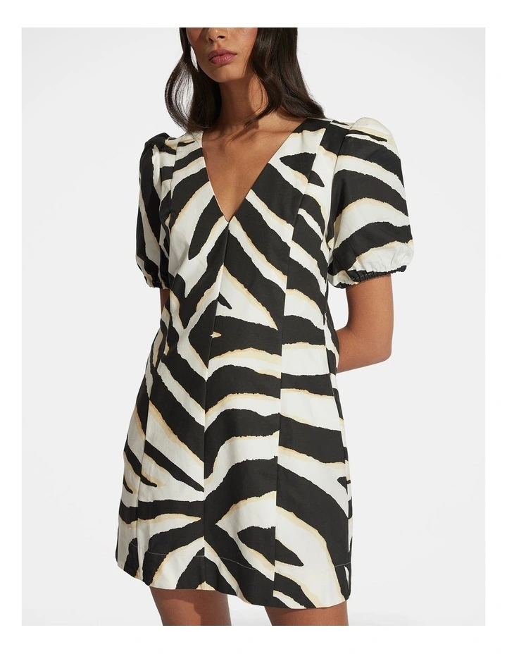 Jade Puff Sleeve Mini Dress in Bold Zebra image 3