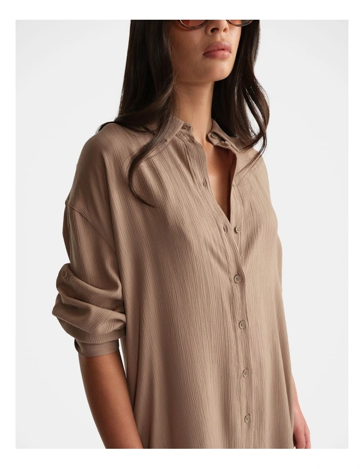 D-Luxe Textured Shirt Dress in Beige image 3