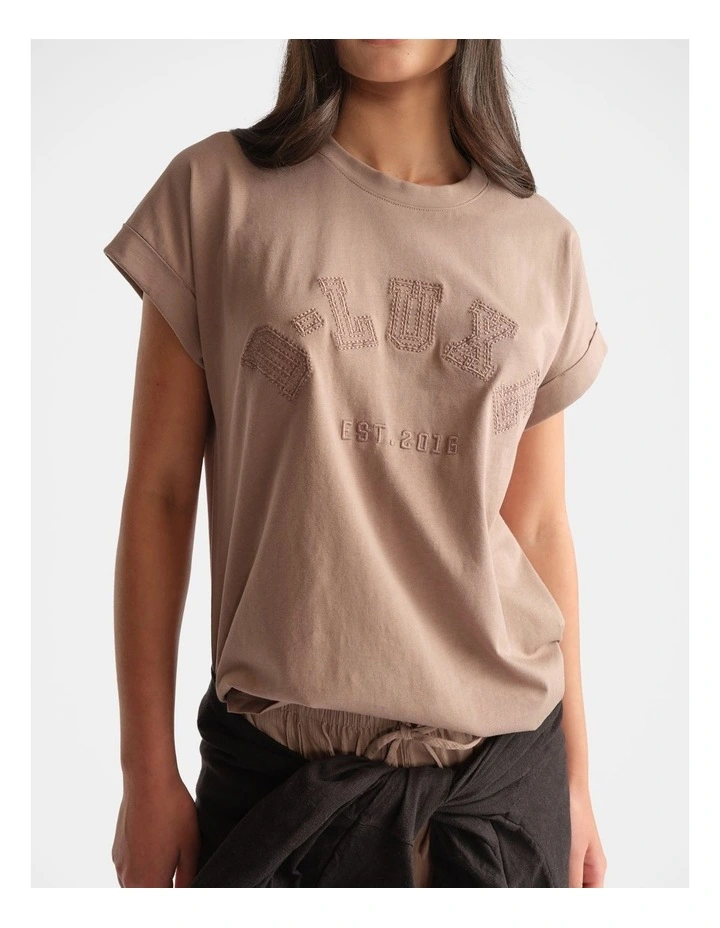 D-Luxe Collegiate Tonal Tee in Beige image 3