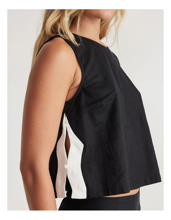 Tess Scallop Top in Black image 3