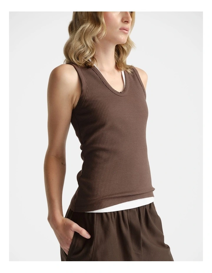 Ribbed Scoop Tank in Brown image 3
