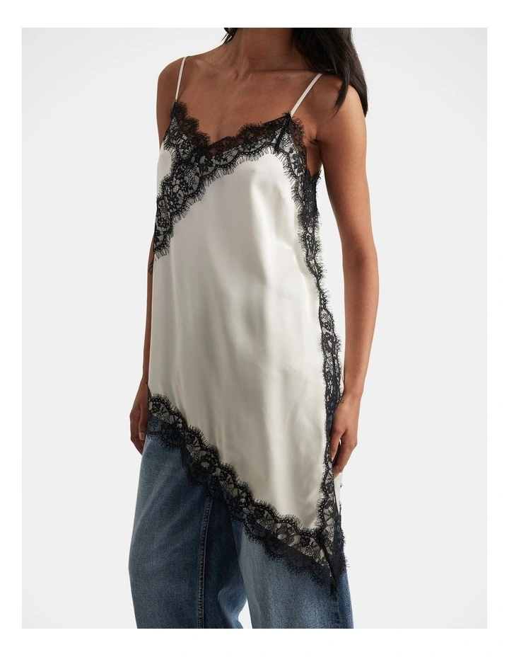 Karla Lace Tunic in White image 3