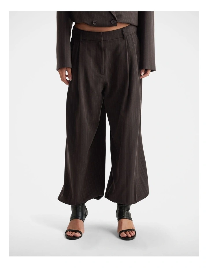 Josie Tailored Balloon Pant in Brown image 3