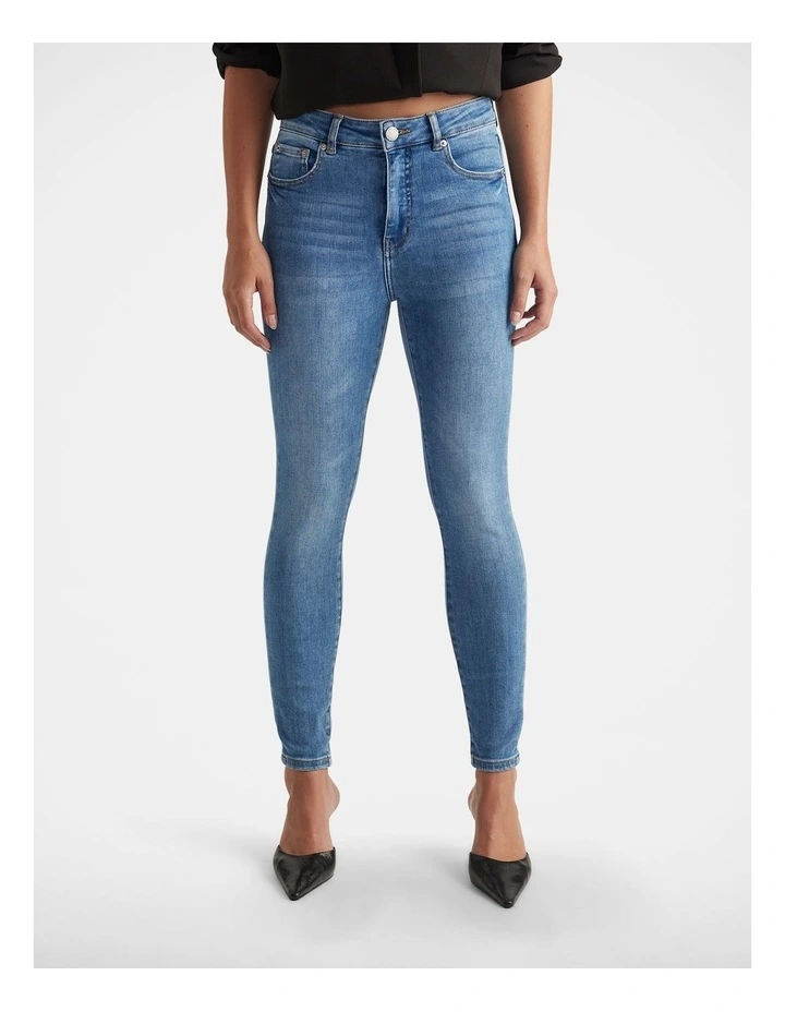 Evie High Rise Skinny Jean in Blue image 3