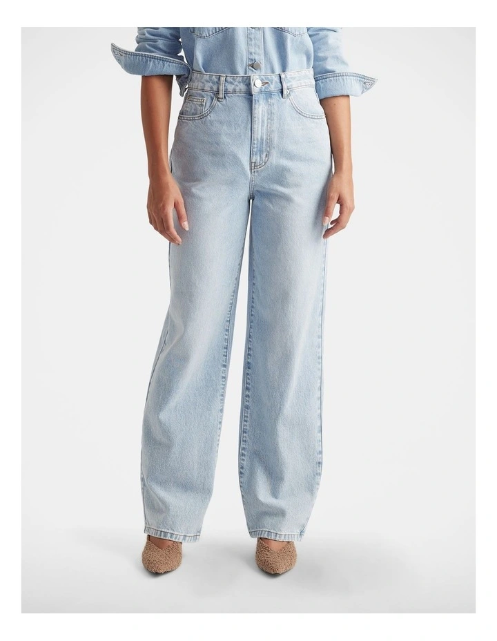 Ariana Straight Leg Jean in Blue image 3