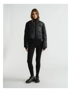 Short Puffer in Black