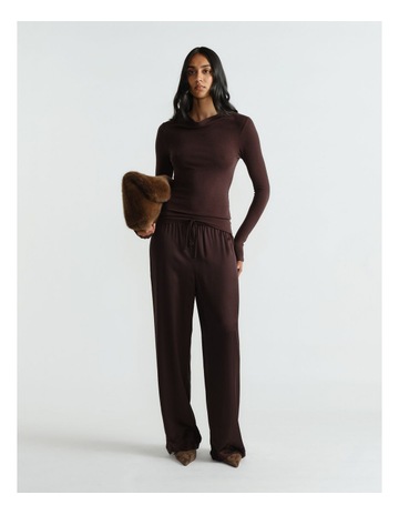 Rich Mocha colour