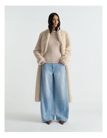 Neutral colour