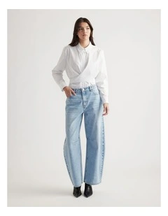 Amari Horseshoe Jean