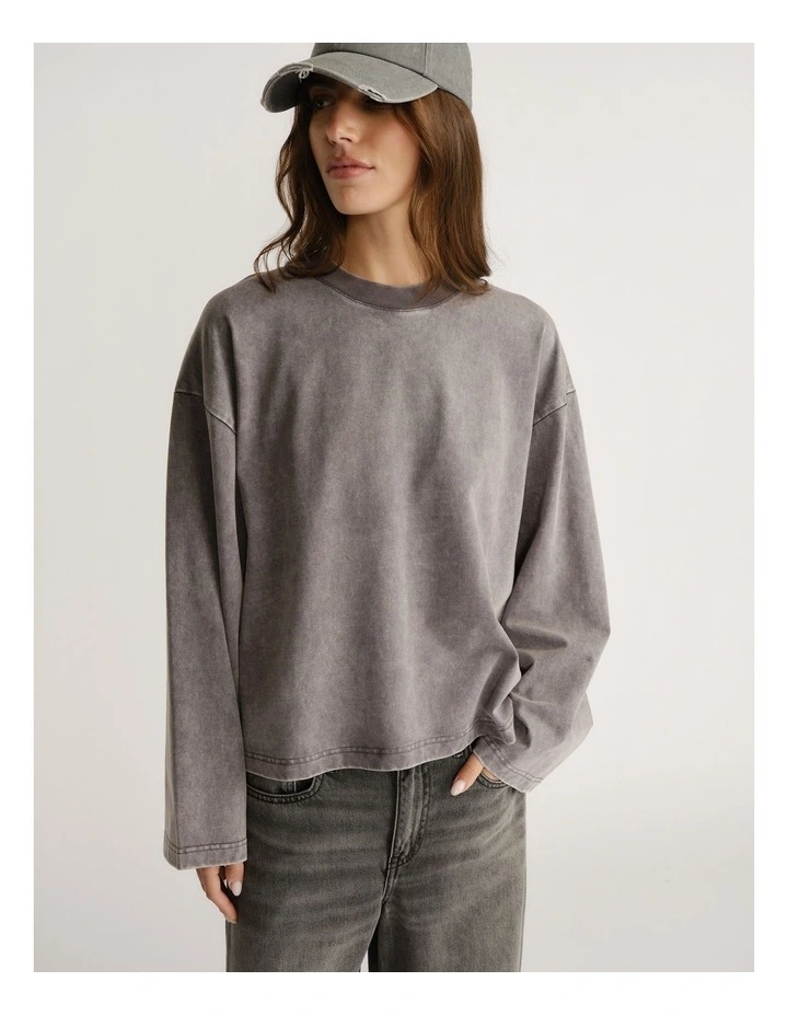 D-Luxe Long Sleeve Tee image 3