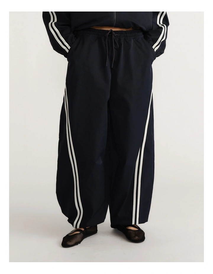 D-Luxe Stripe Barrel Pant image 3