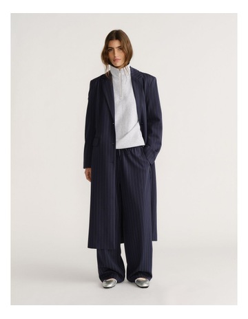 Navy/White colour