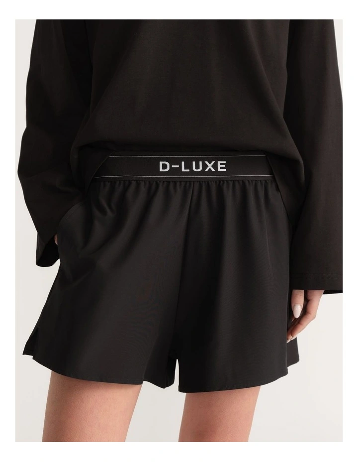 D-Luxe Technical Short image 3