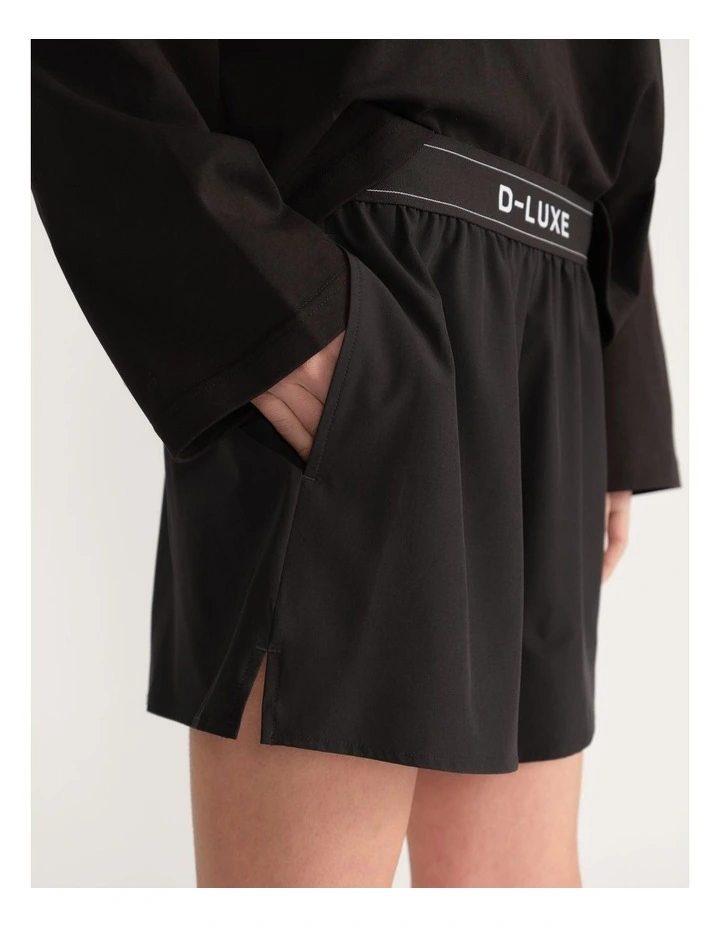 D-Luxe Technical Short image 4