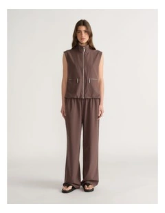 D-Luxe Technical Gilet in Brown