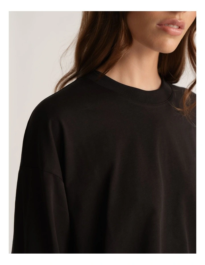 D-Luxe Long Sleeve Tee image 3