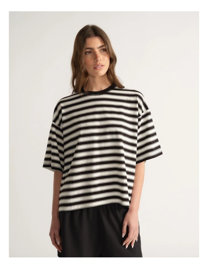 D-Luxe Short Sleeve Stripe Tee image 4