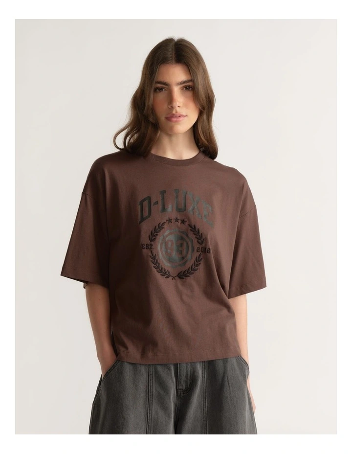 D-Luxe Crest Print Tee image 4