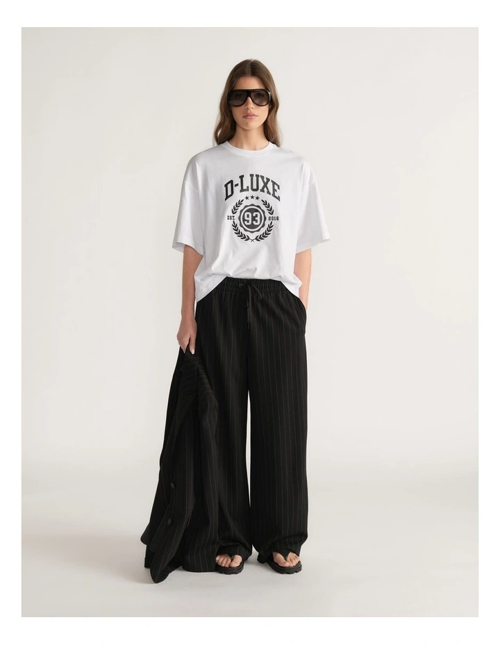 D-Luxe Crest Print Tee image 1