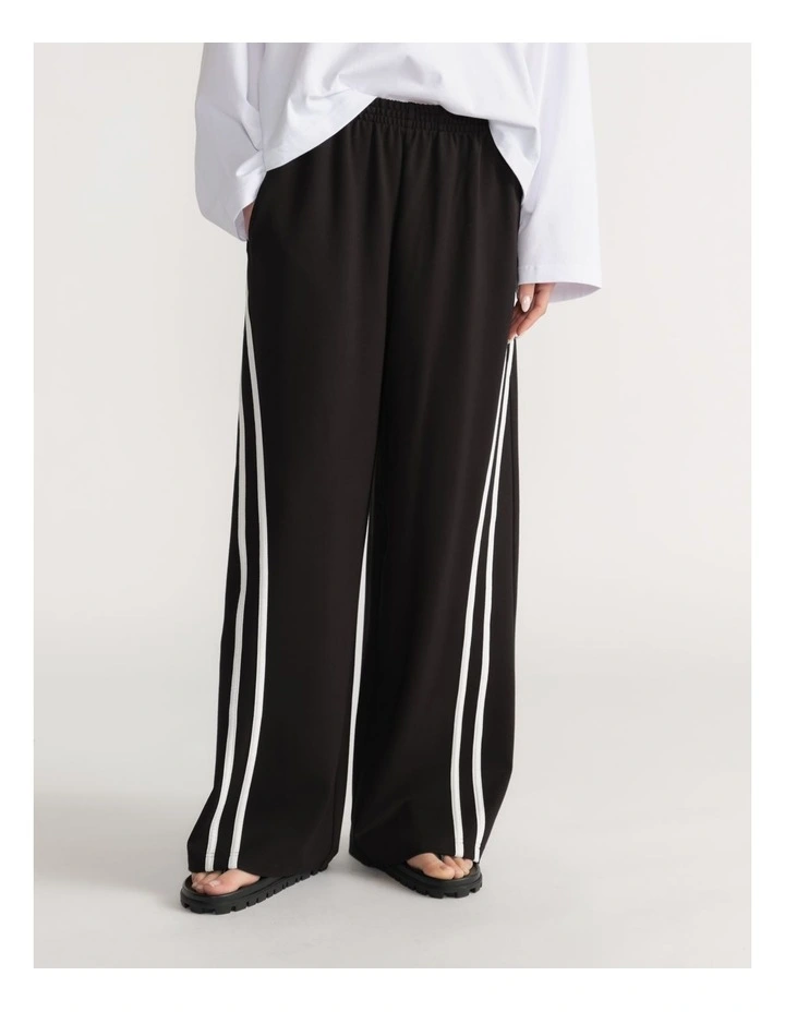 D-Luxe Side Stripe Pant image 4