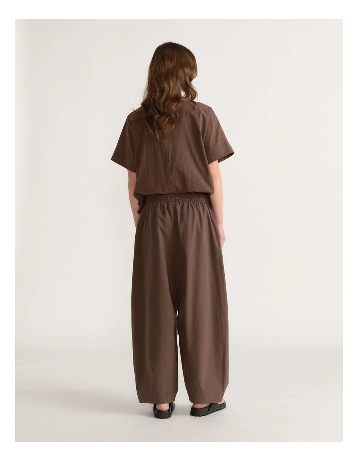 D-Luxe Poplin Barrel Pant in Whiskey Brown image 2